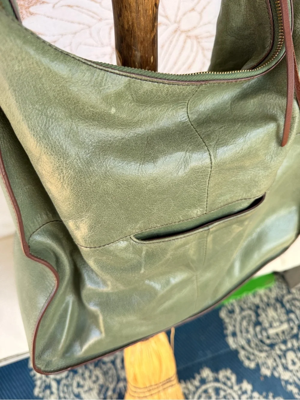 Women's Leather Hobo Shoulder Bag in Eucalyptus Green